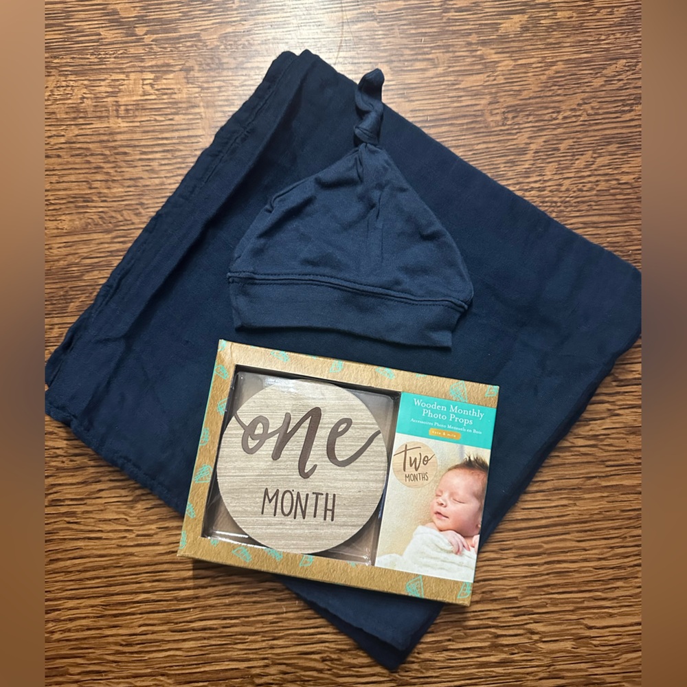 Baby Photo Props & Receiving Blanket with Hat